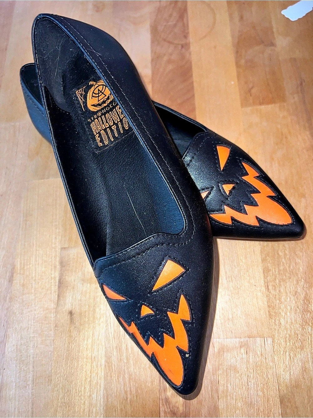 Strange Cult black and orange pointed jack-o-lantern flats